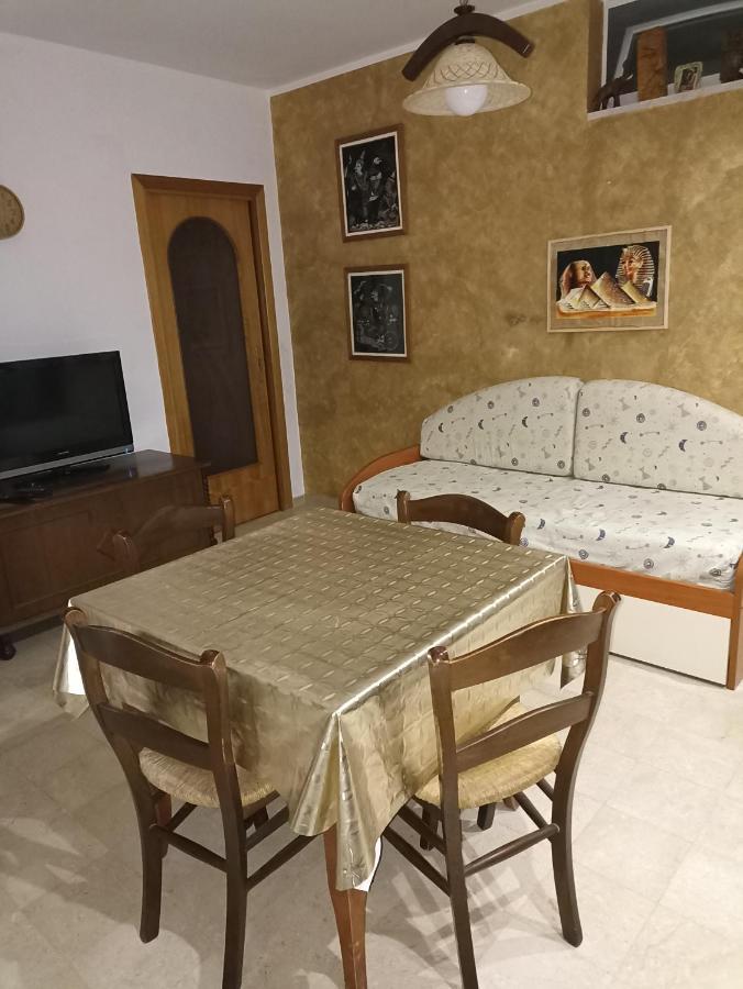 Pozzuoli-Licola Mare Apartment Ngoại thất bức ảnh